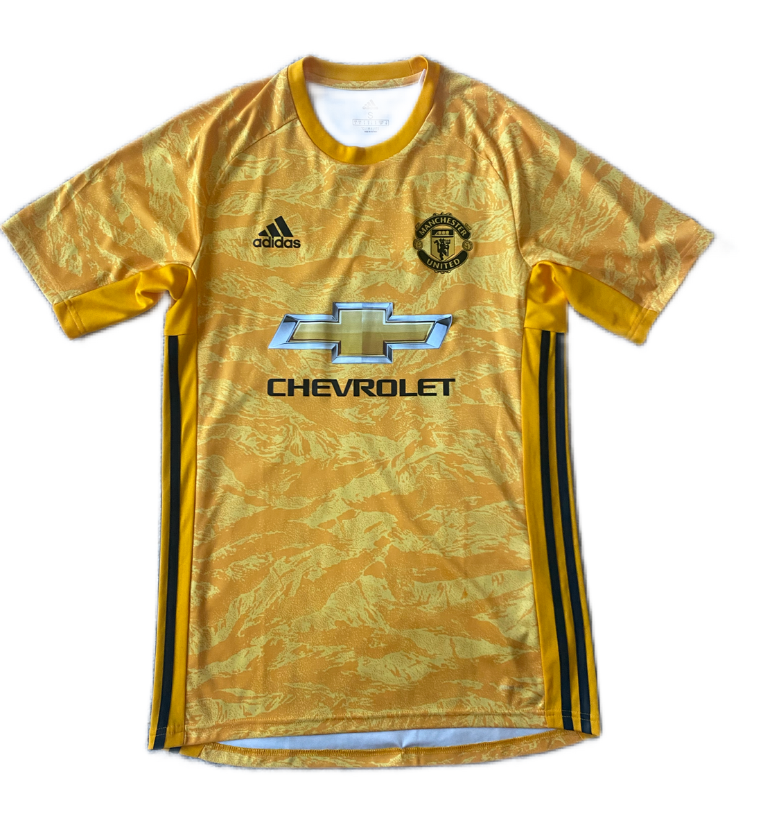 Manchester united best sale gold jersey