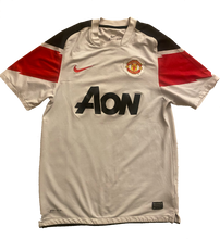 Load image into Gallery viewer, Manchester United 2010/12 Away (Fair) S
