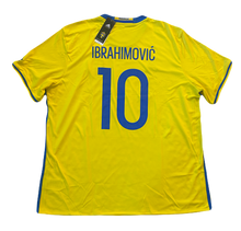 Load image into Gallery viewer, Sweden 2016/17 Home Ibrahimovic #10 (Good) XXL
