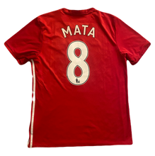 Load image into Gallery viewer, Manchester United 2016/17 Home Mata #8 (Good) L
