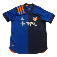 Load image into Gallery viewer, Fc Cincinnati 2020/21 Home Player Version (Excellent) XL
