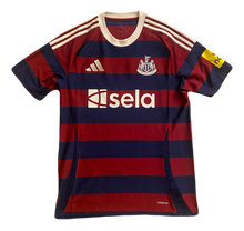 Load image into Gallery viewer, Newcastle United 2024/25 Away (Excellent) M
