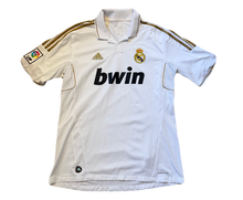 Load image into Gallery viewer, Real Madrid 2011/12 Home (Good) L
