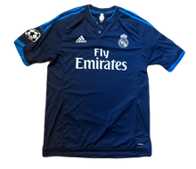 Load image into Gallery viewer, Real Madrid 2015/16 Third Player Version (Excellent) XL
