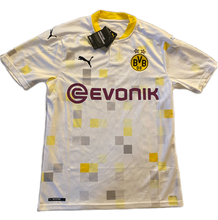 Load image into Gallery viewer, Borussia Dortmund 2020/21 Third (New) XXL
